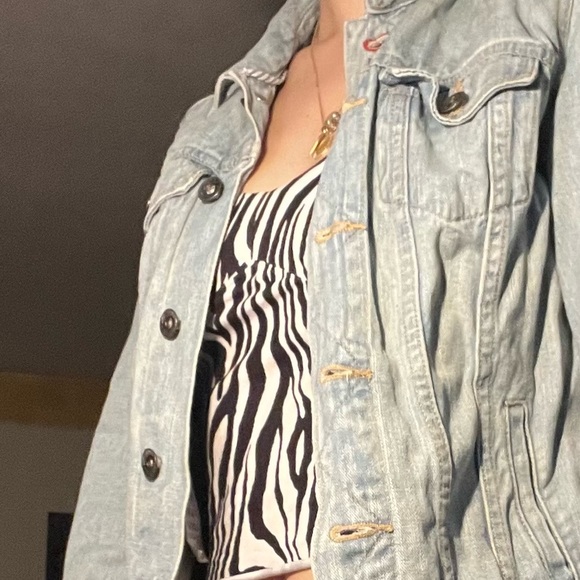 Jeans jacket - Picture 3 of 3